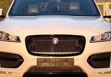 Jaguar F-Pace 187.000 km 16.500 &euro; Düsseldorf, Stadt 40591