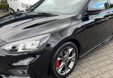Ford Focus 99.132 km 17.297 &euro; Wipperfürth 51688