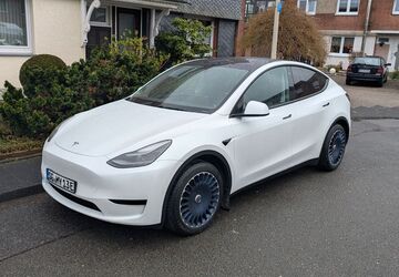 Tesla Model Y 56.413 km 29.900 &euro; Solingen 42699