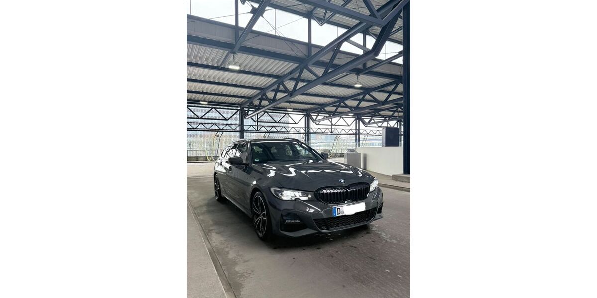 BMW 320 105.000 km 26.500 &euro; Düsseldorf 40479