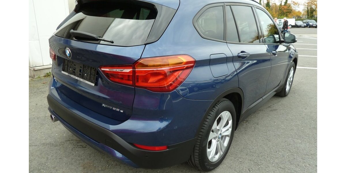 BMW X1 25e X drive Steptronic Navi Head up E-Sitze 154.000 km 17.900 &euro; Ratingen 40885