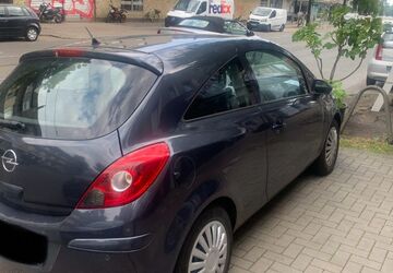 Opel Corsa 174.000 km 3.100 &euro; Düsseldorf 40215