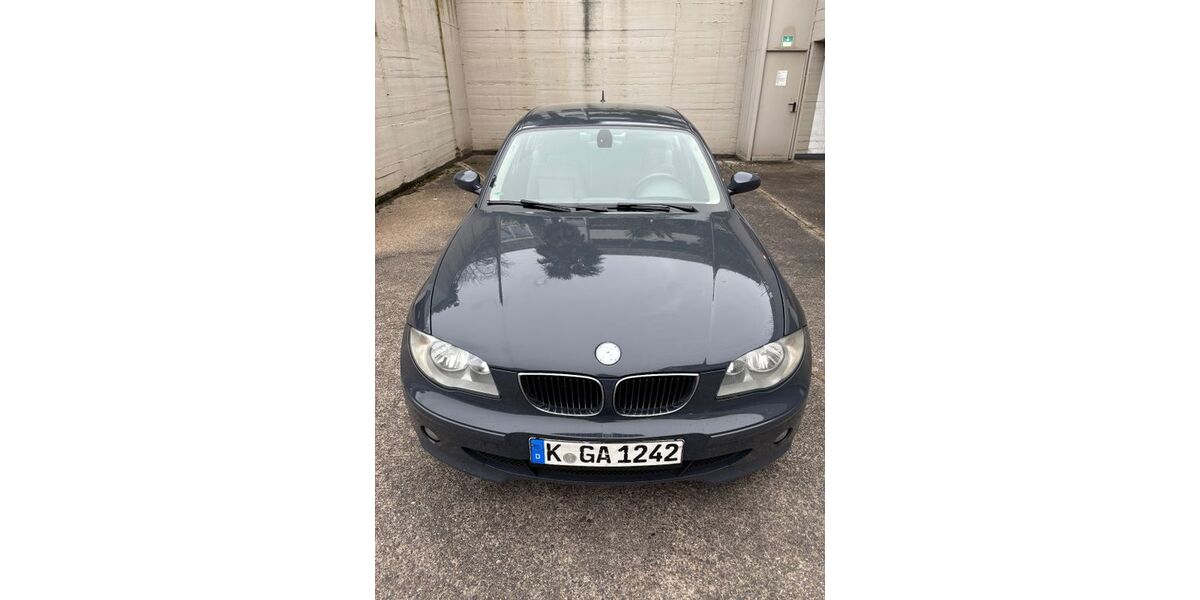 BMW 120 261.888 km 3.600 &euro; Düsseldorf 40595