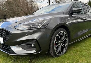 Ford Focus 62.000 km 16.480 &euro; Wermelskirchen 42929