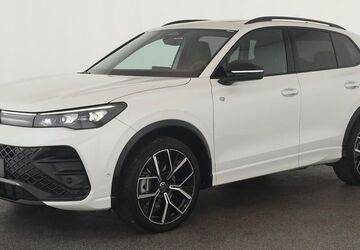 VW Tiguan 13.990 km 49.684 &euro; Düsseldorf 40233
