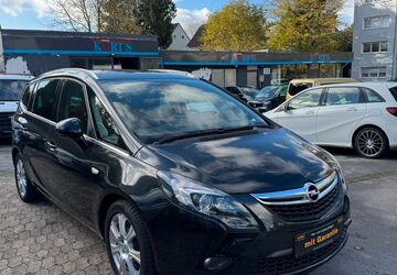 Opel Zafira Tourer 179.000 km 8.699 &euro; Solingen 42655