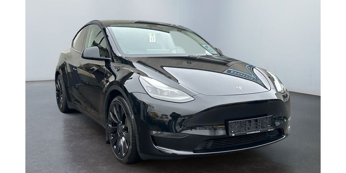 Tesla Model Y 50.949 km 34.490 &euro; Lindlar 51789
