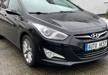 Hyundai i40 113.252 km 8.950 &euro; Hilden 40721
