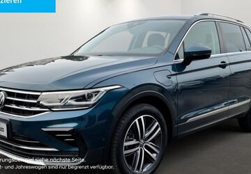 VW Tiguan 13.713 km 30.450 &euro; Solingen 42651
