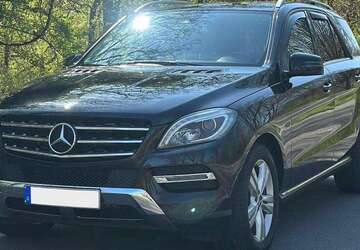 Mercedes-Benz ML 250 140.000 km 21.200 &euro; Düsseldorf, Stadt 40231