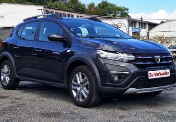 Dacia Sandero 43.000 km 13.500 &euro; Bergisch Gladbach 51469