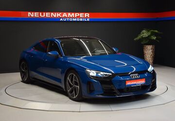Audi e-tron GT 57.000 km 52.490 &euro; Remscheid 42853