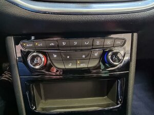 Opel Astra Innovation Autom Intellilux e. Heckk. AGR Pa 90.306 km 13.880 &euro; HAAN 42781