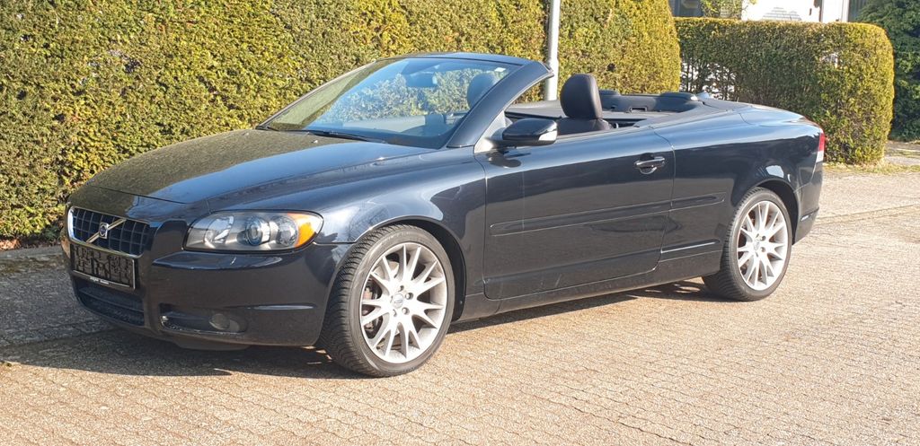 Volvo C70 94.000 km 16.900 &euro; Dormagen 41542