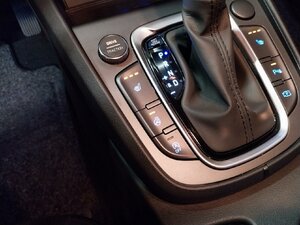 Hyundai Kona Prime 2WD H-UP Kam Navi SHZ LHZ ACC 27.595 km 22.380 &euro; HAAN 42781