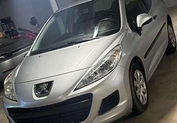 Peugeot 207 159.000 km 2.300 &euro; Düsseldorf, Stadt 40221