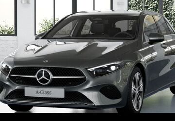 Mercedes-Benz A 180 3.820 km 29.990 &euro; Düsseldorf 40470