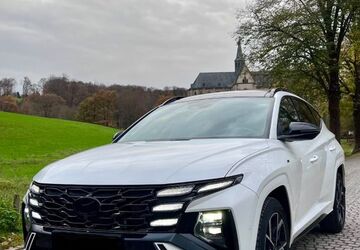 Hyundai TUCSON 3.200 km 33.900 &euro; Bergisch Gladbach 51467