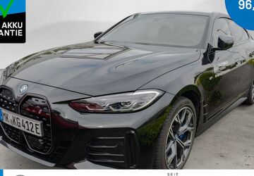 BMW i4 22.249 km 54.390 &euro; Overath-Vilkerath 51491