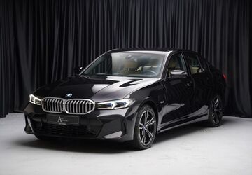 BMW 330 59.900 km 36.990 &euro; Düsseldorf 40211