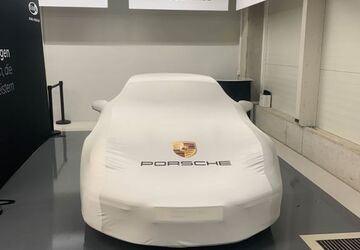 Porsche 992 11.500 km 157.900 &euro; Burscheid 51399