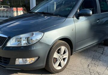 Skoda Fabia 99.800 km 8.990 &euro; Halver 58553