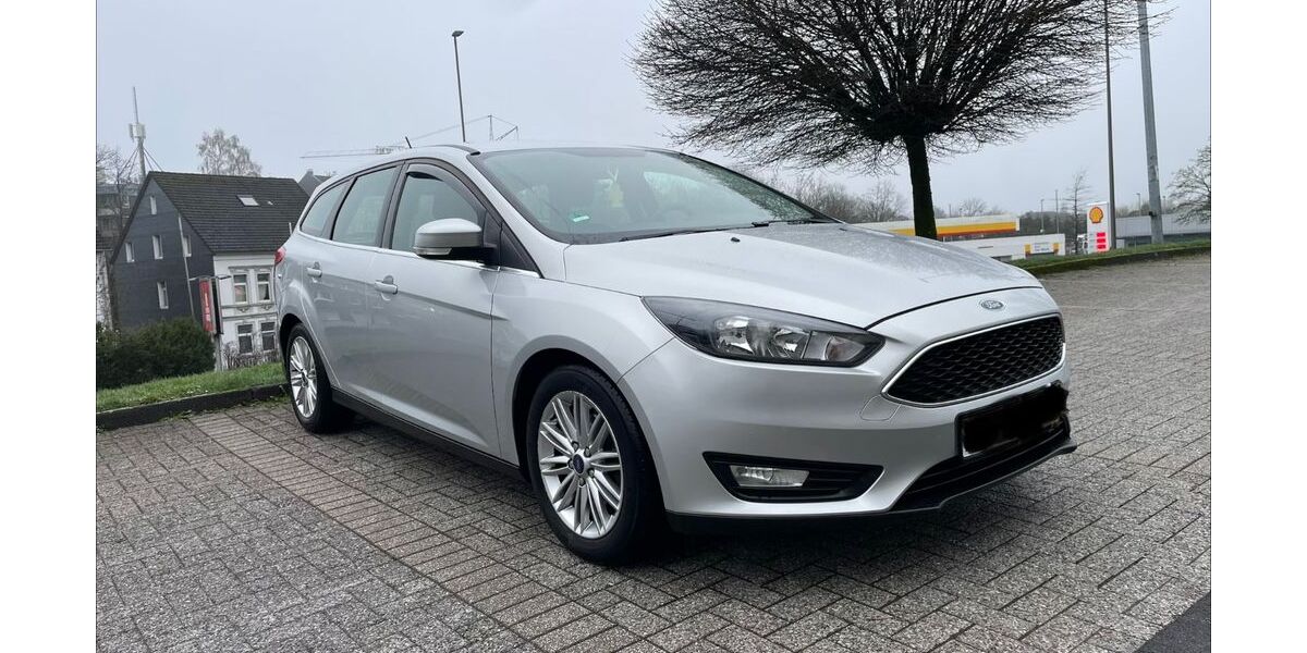 Ford Focus 137.000 km 7.799 &euro; Remscheid 42853