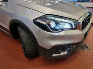 Suzuki SX4 S-Cross Comfort+ 4x4 Autom.Pano LED Kam. Winte 35.947 km 18.980 &euro; HAAN 42781