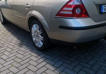 Ford Mondeo 179.999 km 3.999 &euro; Radevormwald 42477