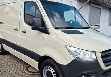 Mercedes-Benz Sprinter 125.000 km 26.900 &euro; Düsseldorf 40591