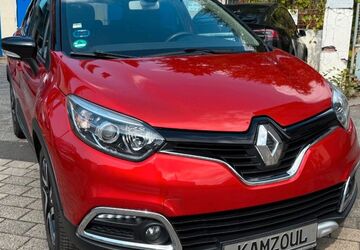Renault Captur 104.461 km 8.900 &euro; Solingen 42719