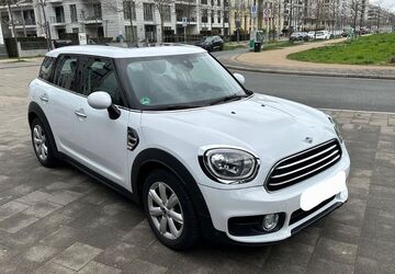 Mini Cooper Countryman 73.000 km 19.760 &euro; Düsseldorf 40477