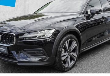 Volvo V60 Cross Country 22.034 km 35.450 &euro; Düsseldorf 40474