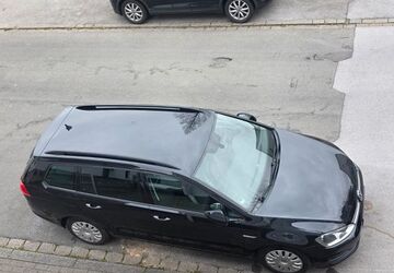 VW Golf 258.000 km 5.800 &euro; Solingen 42719