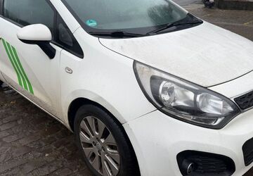 Kia Rio 206.000 km 1.900 &euro; wuppertal 42285