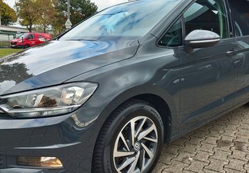 VW Touran 117.978 km 16.490 &euro; Remscheid 42855