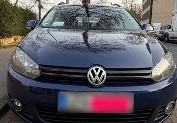 VW Golf 228.000 km 4.900 &euro; Leverkusen 51373