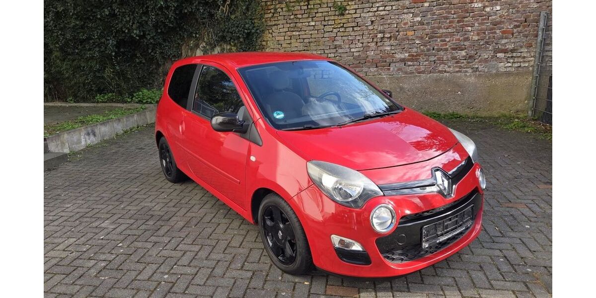 Renault Twingo 141.100 km 5.300 &euro; Solingen 42655