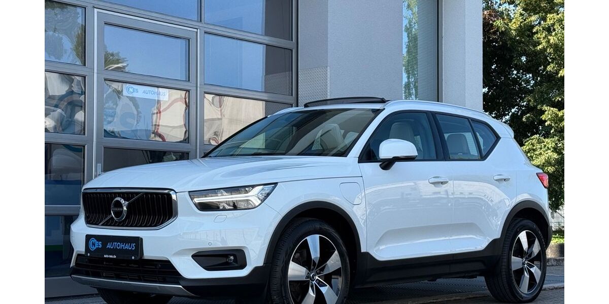 Volvo XC40 105.605 km 24.690 &euro; Hilden (bei Düsseldorf) 40721