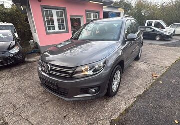 VW Tiguan 85.000 km 11.500 &euro; Wuppertal 42329