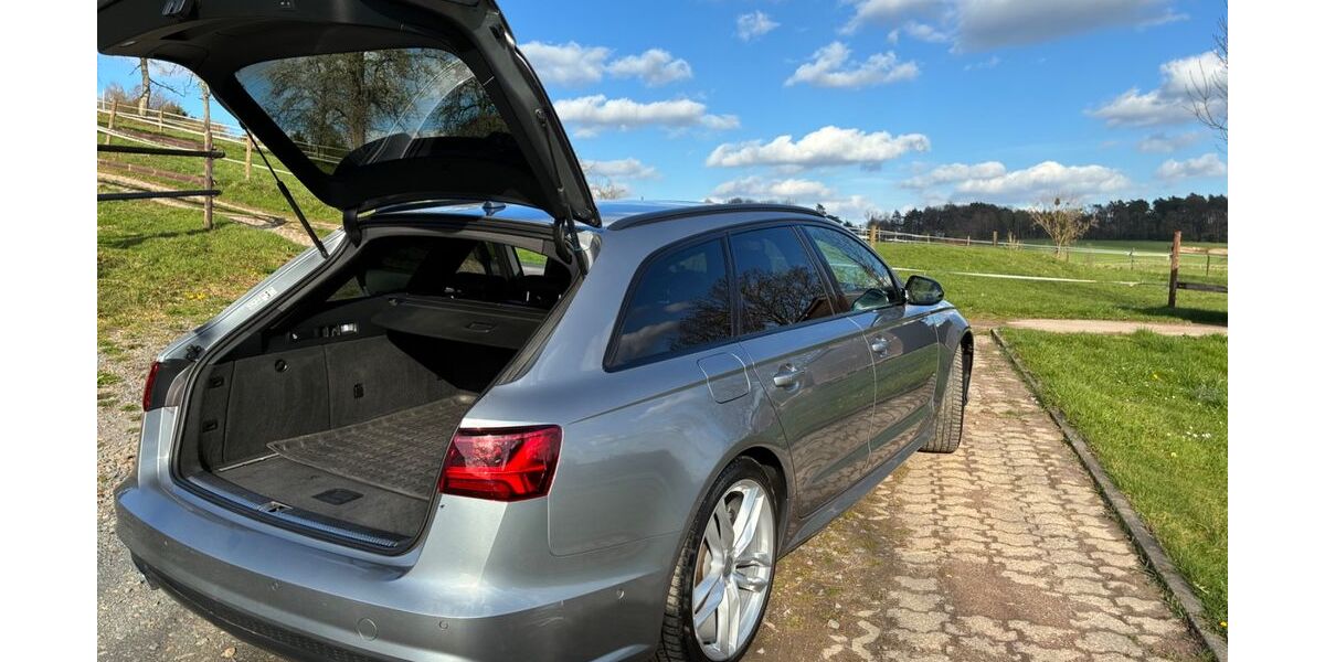 Audi A6 148.000 km 25.900 &euro; Bergisch Gladbach 51429