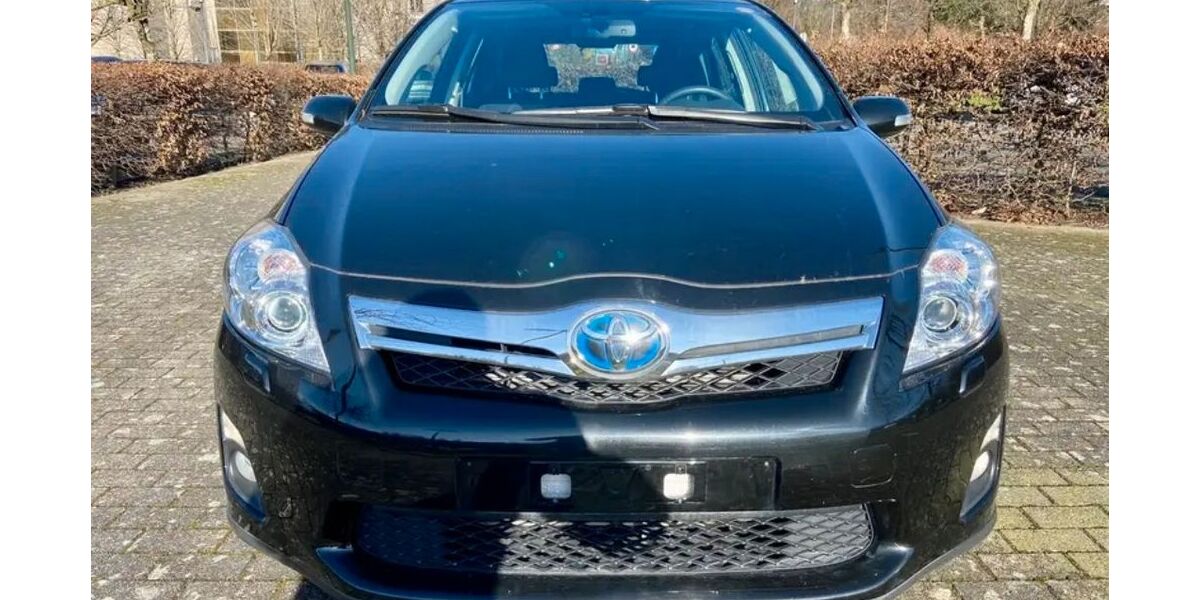 Toyota Auris 92.000 km 11.999 &euro; Ratingen 40880