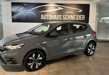 Dacia Sandero 9.235 km 16.400 &euro; Ratingen 40880