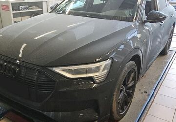 Audi e-tron 72.274 km 31.419 &euro; Hagen 58091