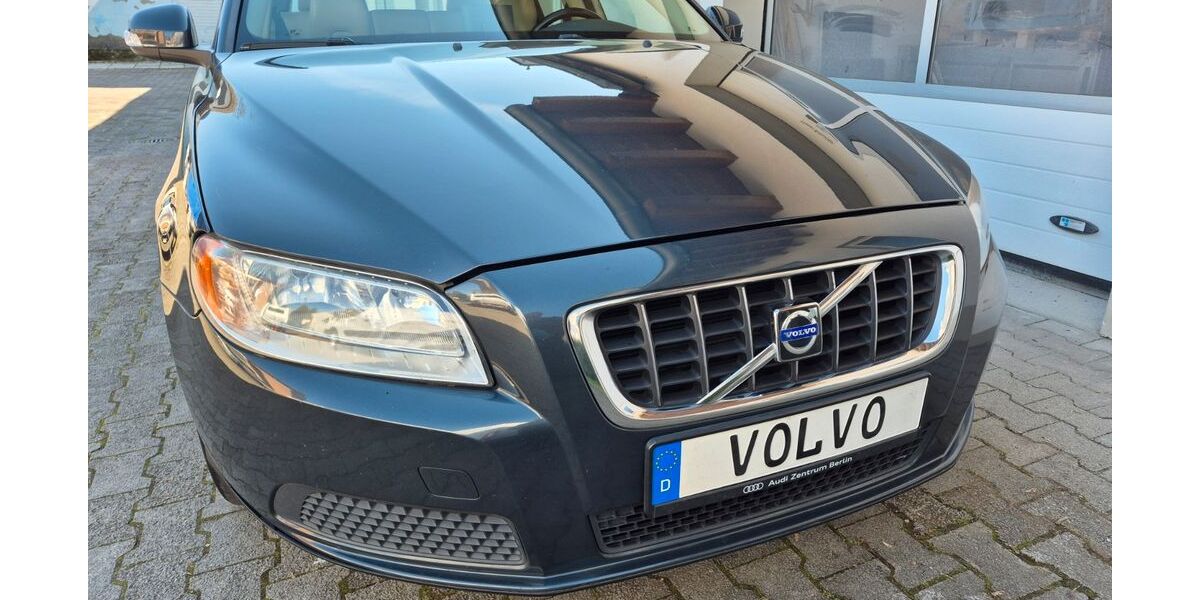 Volvo V70 147.000 km 7.890 &euro; Sprockhövel 45549