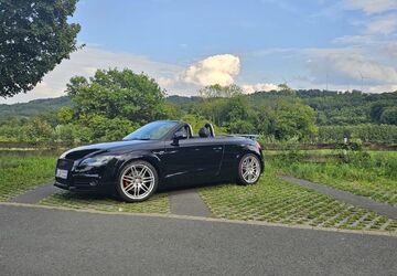 Audi TT 124.543 km 11.800 &euro; Hagen 58099