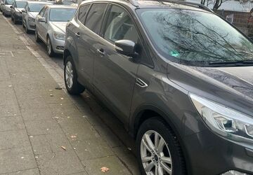 Ford Kuga 70.000 km 11.999 &euro; Leverkusen 51373