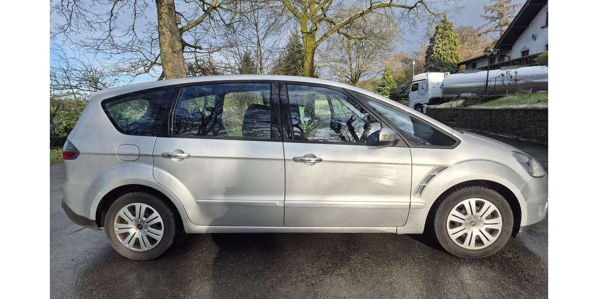Ford S-Max 305.200 km 3.500 &euro; Delle (Breckerfeld) 58339