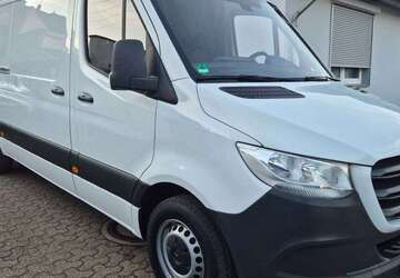 Mercedes-Benz Sprinter 85.000 km 24.690 &euro; Düsseldorf 40591