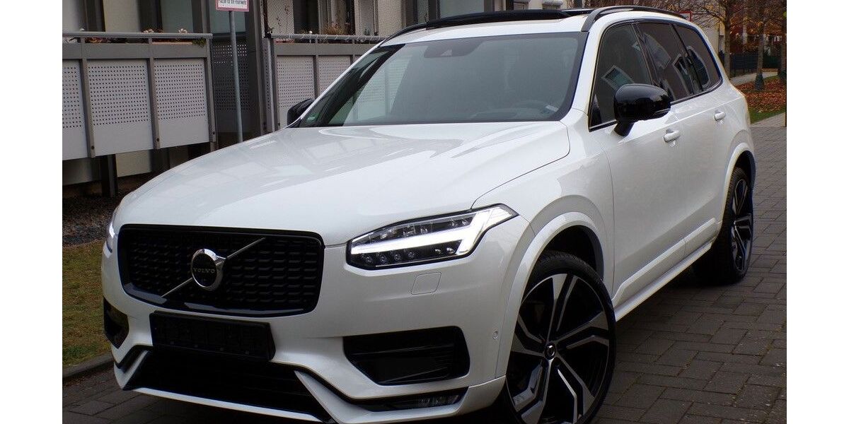 Volvo XC90 96.000 km 42.840 &euro; Düsseldorf 40468